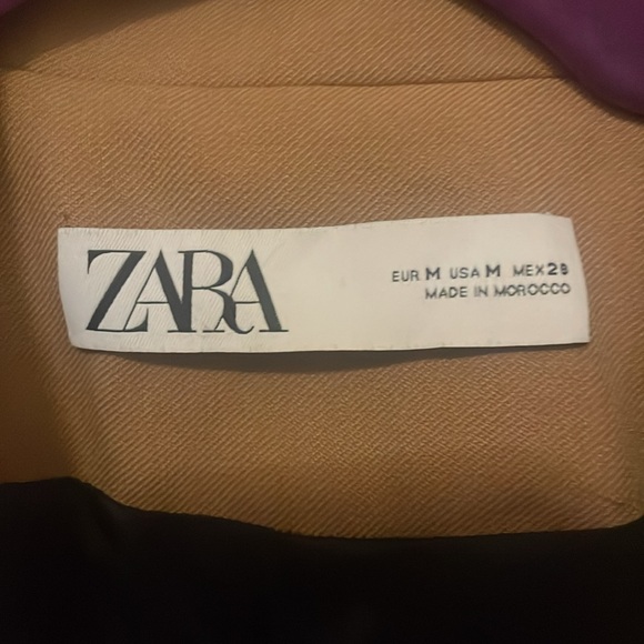 Zara Blazer - Picture 2 of 5
